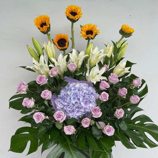 Cheap, Good and Beautiful Grand Opening Fresh Roses, Carnation, Orchid Flower Floral Stand under $200