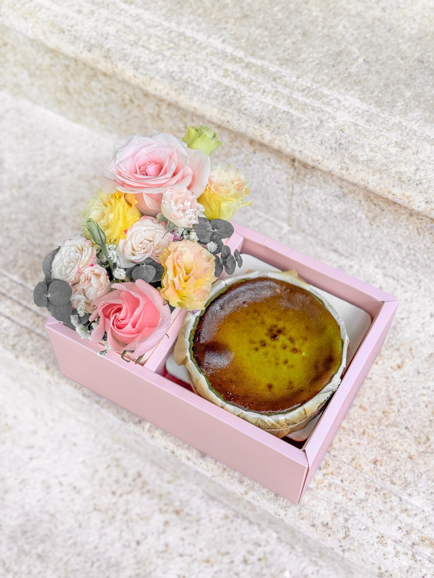 Valentine's Day Set: Matcha Basque Cheesecake (5in) + Flower Arrangement